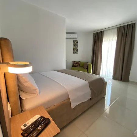 Apartments Vila Sara M Ulcinj Room photo