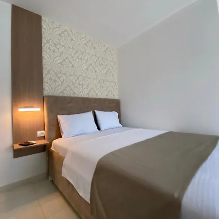 Apartments Vila Sara M Ulcinj Room photo