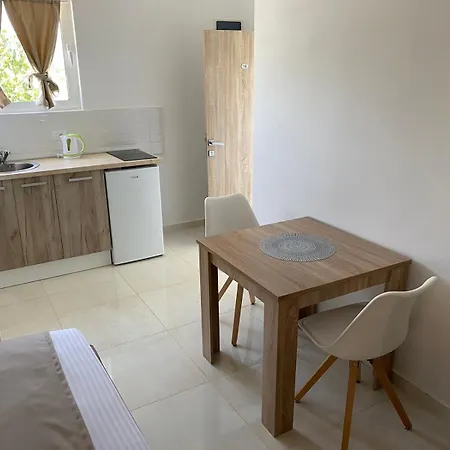 Apartments Vila Sara M Ulcinj Room photo