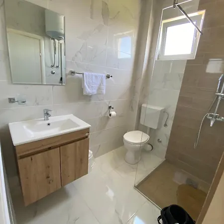 Apartments Vila Sara M Ulcinj Room photo