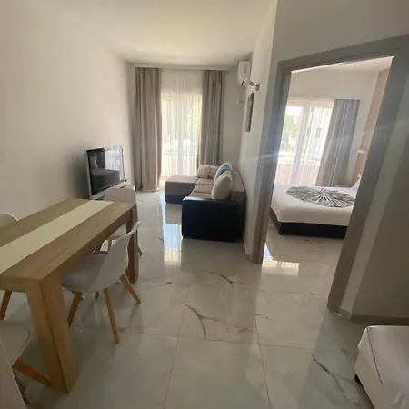 Apartments Vila Sara M Ulcinj Exterior photo