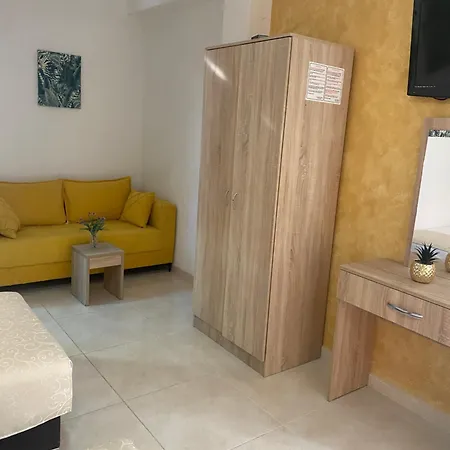 Apartments Vila Sara M Ulcinj Exterior photo