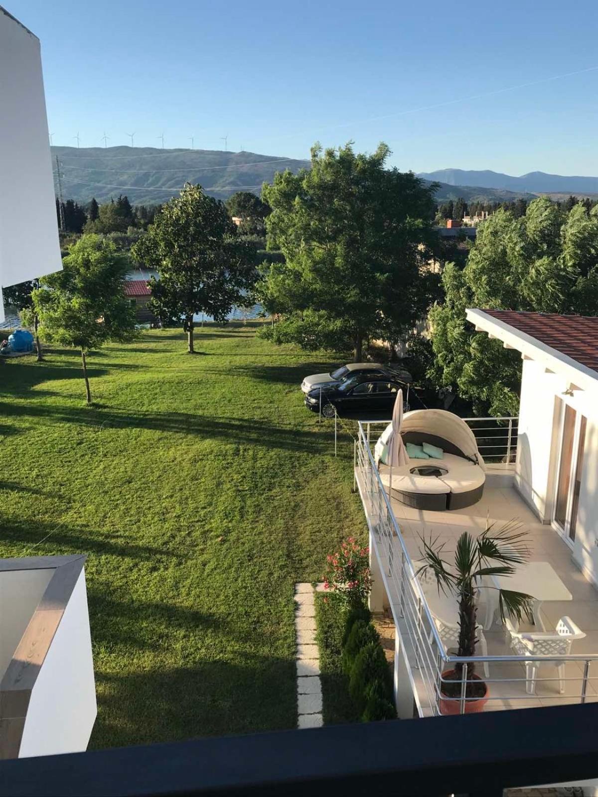 Sara M * Ulcinj