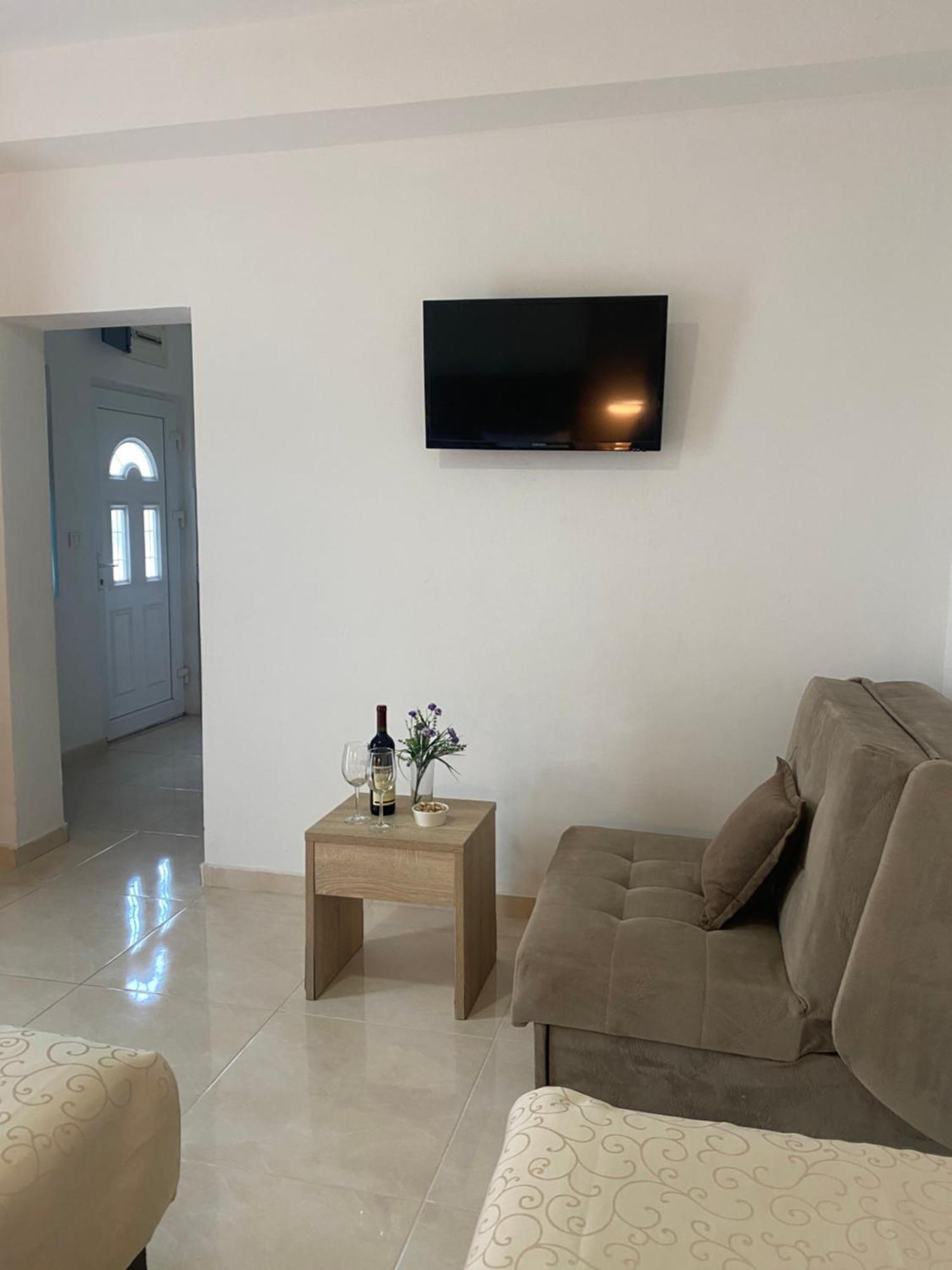 Sara M Apartment Ulcinj